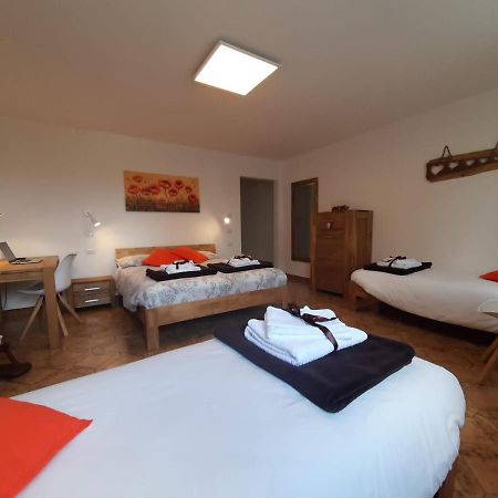 B&B La Casa Di Loretta Paderno Eksteriør bilde