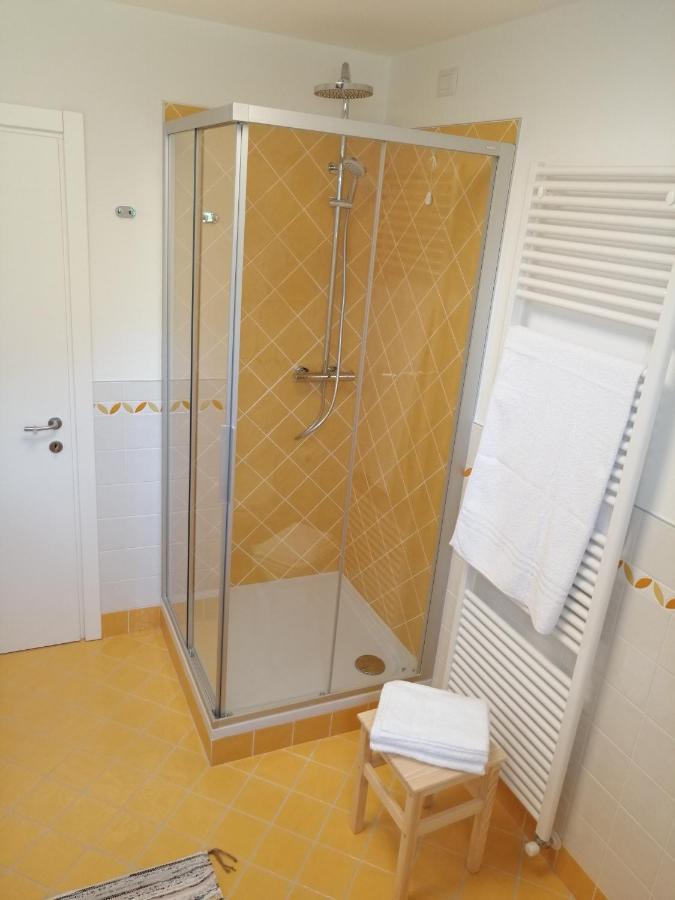 B&B La Casa Di Loretta Paderno Eksteriør bilde