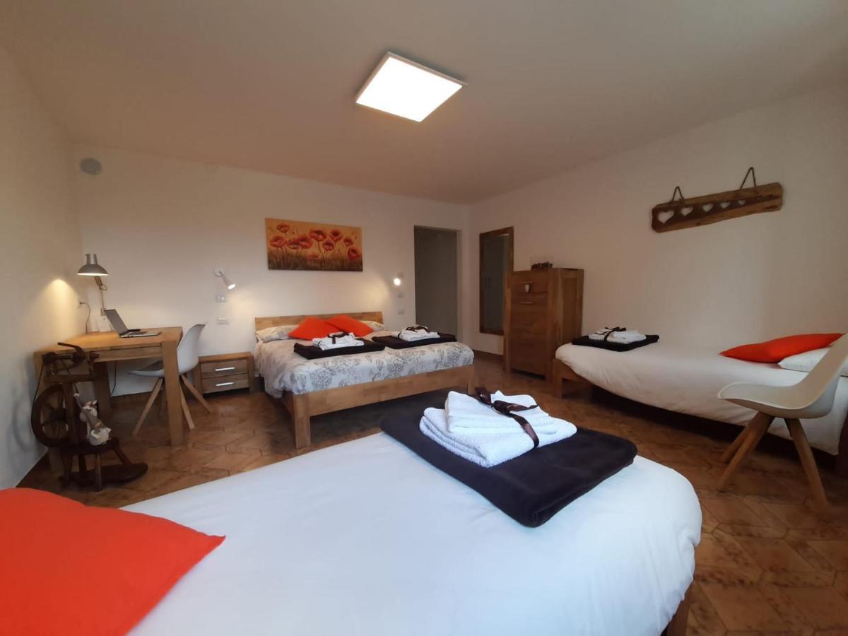 B&B La Casa Di Loretta Paderno Eksteriør bilde